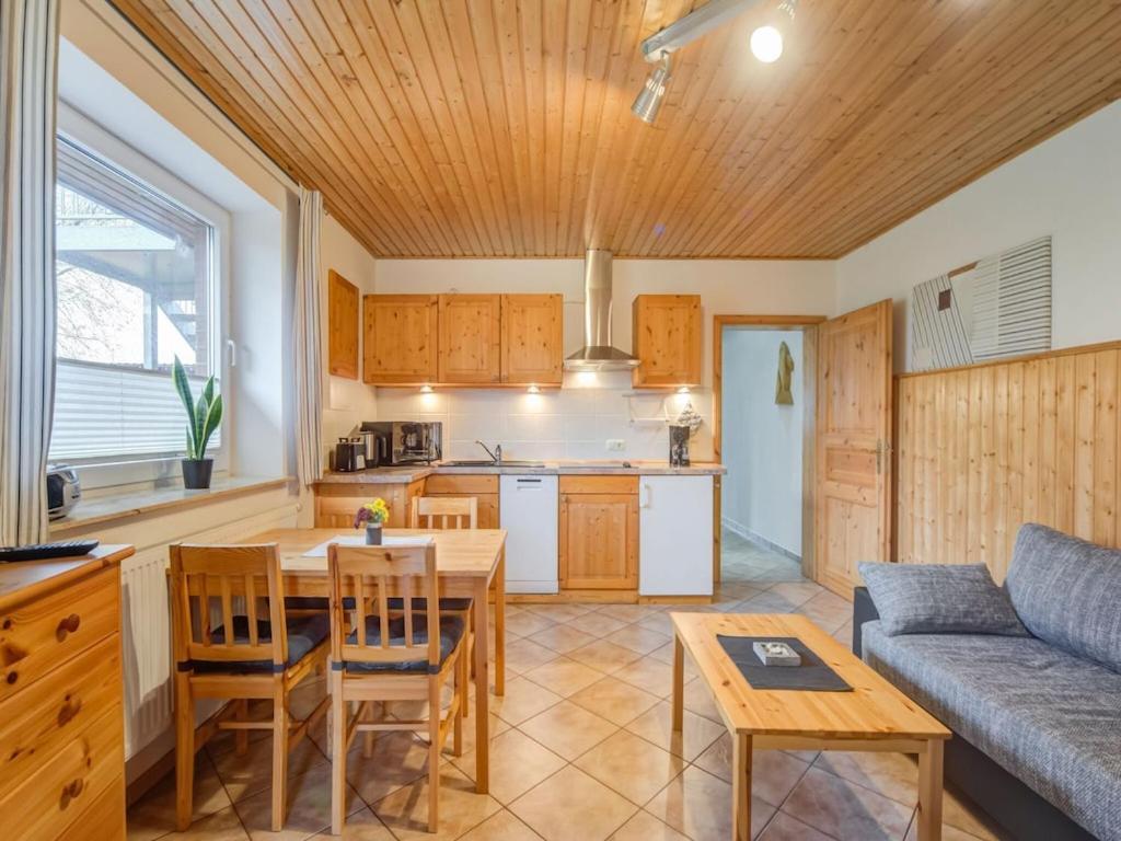 Apartment In Kuehlungsborn By The Forest Экстерьер фото